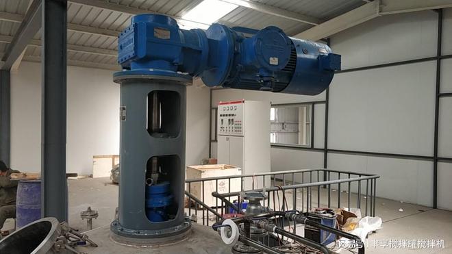 不锈钢化工搅拌机在生物制药9博体育领域的应用(图1)